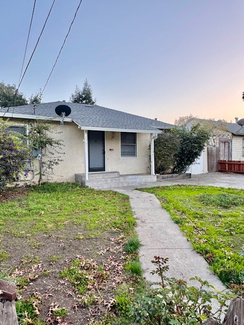 2761 Bonifacio Street