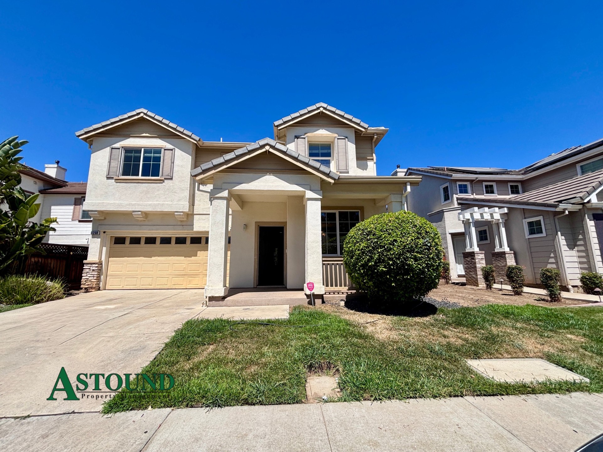 1268 Picadilly Lane
